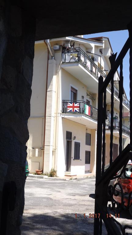 Guest House Park Валмонтоне Екстериор снимка