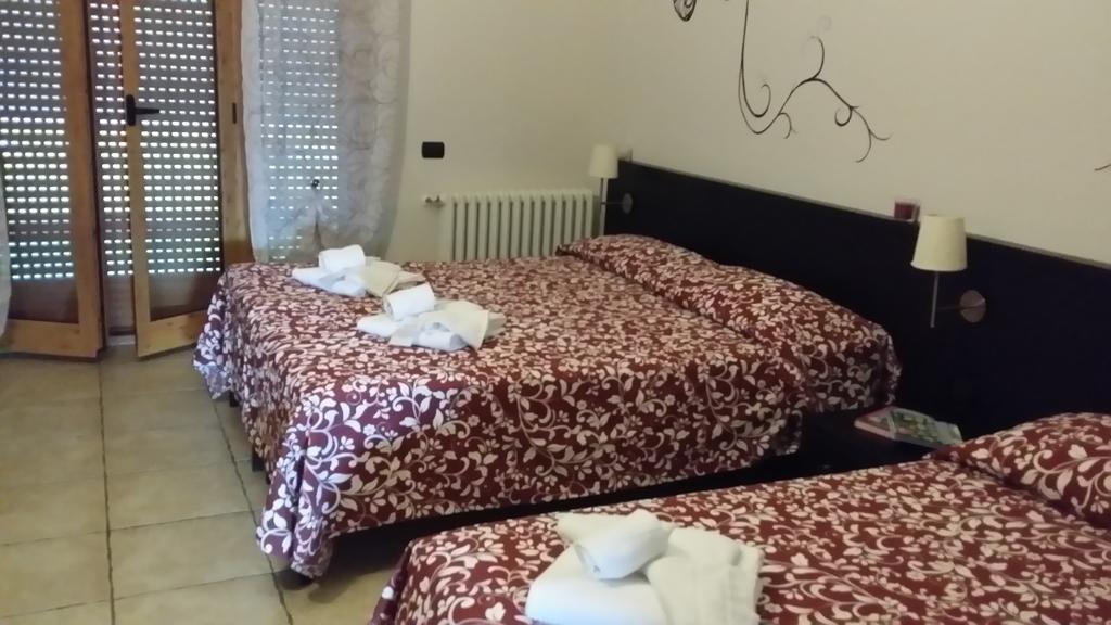Guest House Park Валмонтоне Екстериор снимка