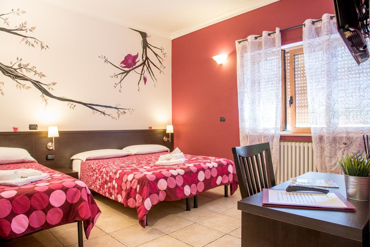 Guest House Park Валмонтоне Екстериор снимка